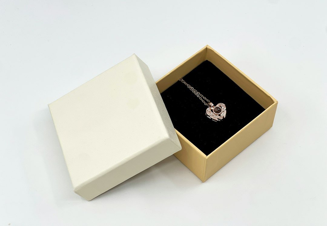 How to Store Jewelry Properly and Help It Stay Beautiful Longer